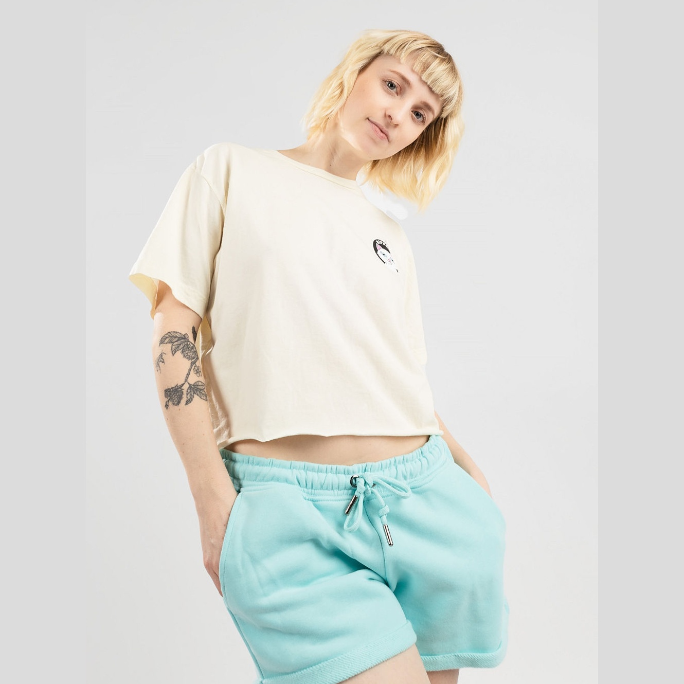 Ripndip Stop Being A Pussy Cropped Natural T shirt manches courtes Femme