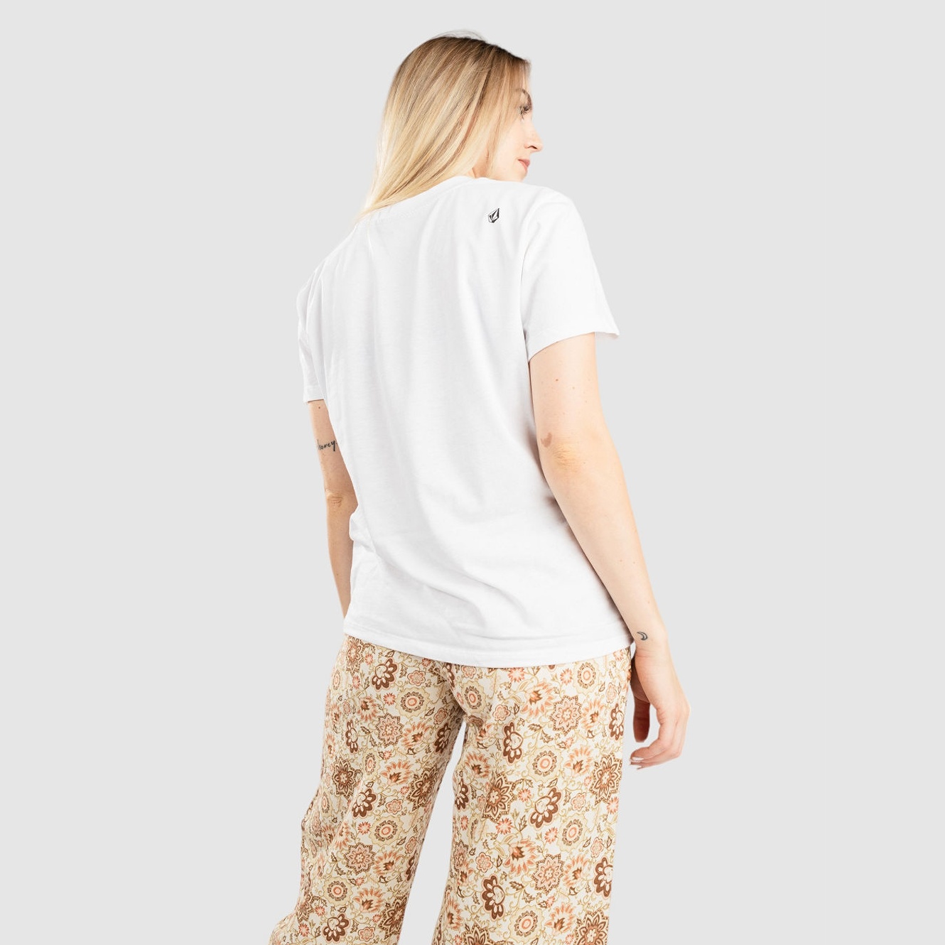 Volcom Radical Daze White T shirt manches courtes Femmes vue2